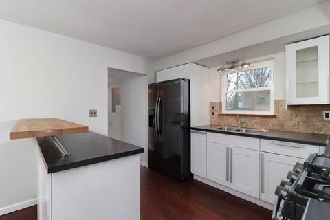 403 E Locust St, Normal, IL 61761 photo 7
