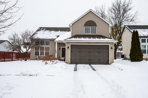 1004 Dewey St, Harvard, IL 60033 photo 1