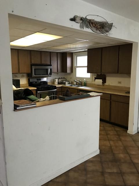 1213 Juneway Ter, Round Lake Beach, IL 60073 photo 4