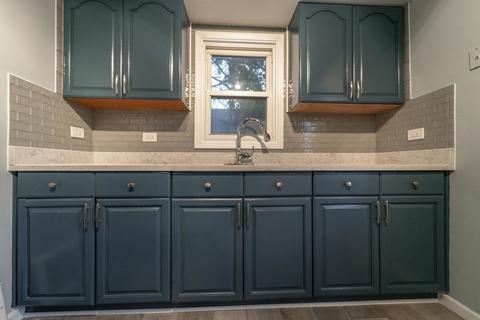 17523 Roy St, Lansing, IL 60438 photo 17