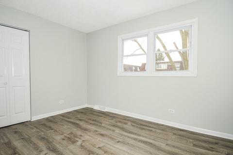 8832 Dee Rd, Des Plaines, IL 60016 photo 17