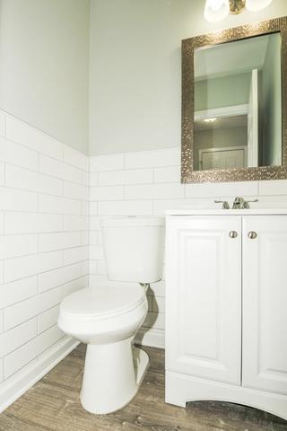 8832 Dee Rd, Des Plaines, IL 60016 photo 7