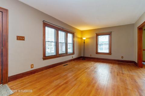 1045 S Elm Ave, Kankakee, IL 60901 photo 3