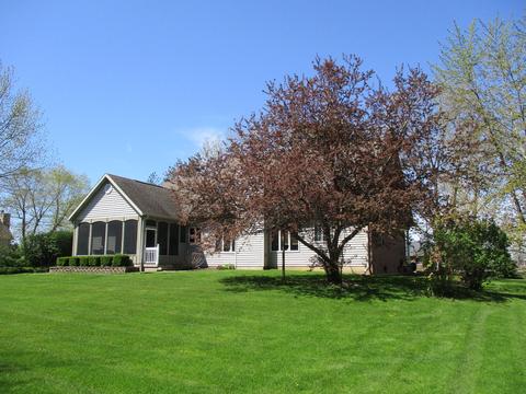 2217 Pulaski St, Peru, IL 61354 photo 3