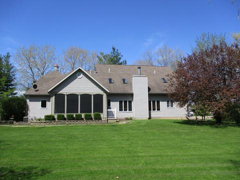 2217 Pulaski St, Peru, IL 61354 photo 4