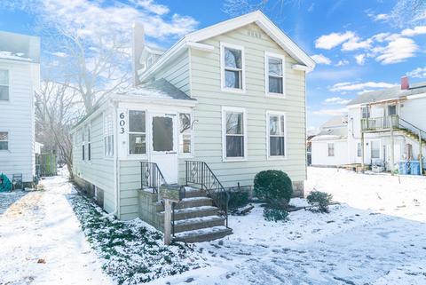 603 E Washington St, Morris, IL 60450 photo 2