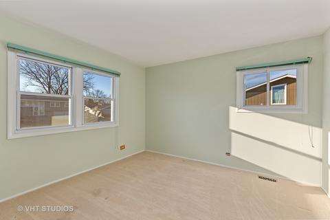 1365 Dennison Rd, Hoffman Estates, IL 60169 photo 8