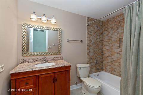 1365 Dennison Rd, Hoffman Estates, IL 60169 photo 6