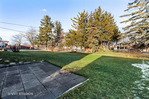 1365 Dennison Rd, Hoffman Estates, IL 60169 photo 14