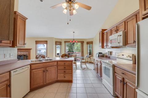 312 Covey Ct, Normal, IL 61761 photo 25