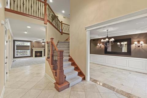 25324 Alison Dr, Plainfield, IL 60586 photo 2