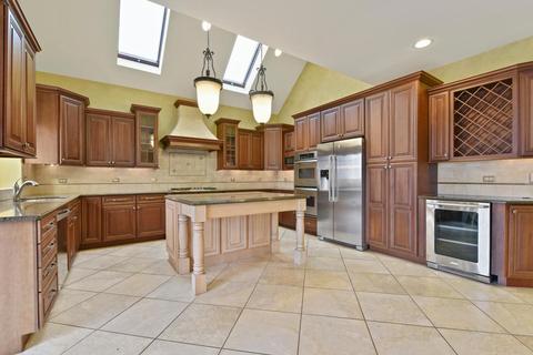 25324 Alison Dr, Plainfield, IL 60586 photo 3