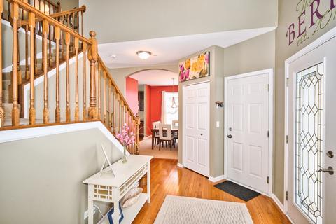 5936 Chatham Dr, Hoffman Estates, IL 60192 photo 5