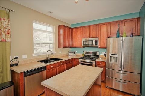5936 Chatham Dr, Hoffman Estates, IL 60192 photo 14