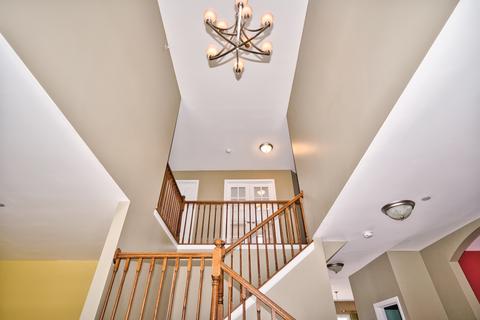 5936 Chatham Dr, Hoffman Estates, IL 60192 photo 4