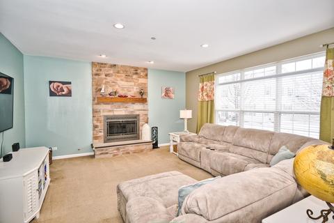 5936 Chatham Dr, Hoffman Estates, IL 60192 photo 13