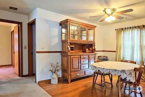 833 Kate St, Elgin, IL 60123 photo 10