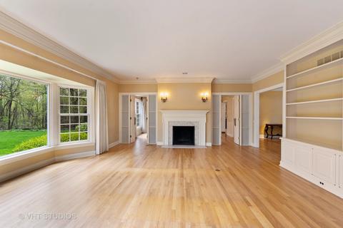 33 W675 Mare Barn Ln, Wayne, IL 60184 photo 9