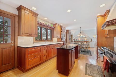 417 S Pine St, Mount Prospect, IL 60056 photo 5