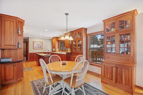 417 S Pine St, Mount Prospect, IL 60056 photo 4