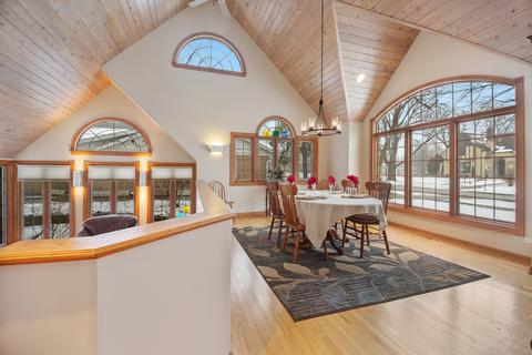 417 S Pine St, Mount Prospect, IL 60056 photo 7