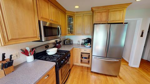 405 Maple Ln, Batavia, IL 60510 photo 12