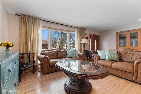 85 Michael Rd, Des Plaines, IL 60016 photo 3