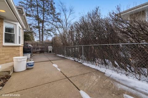 85 Michael Rd, Des Plaines, IL 60016 photo 16