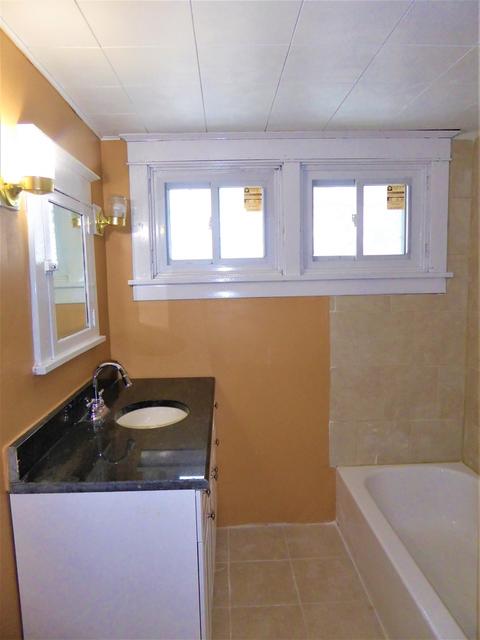 323 High St, Aurora, IL 60505 photo 19