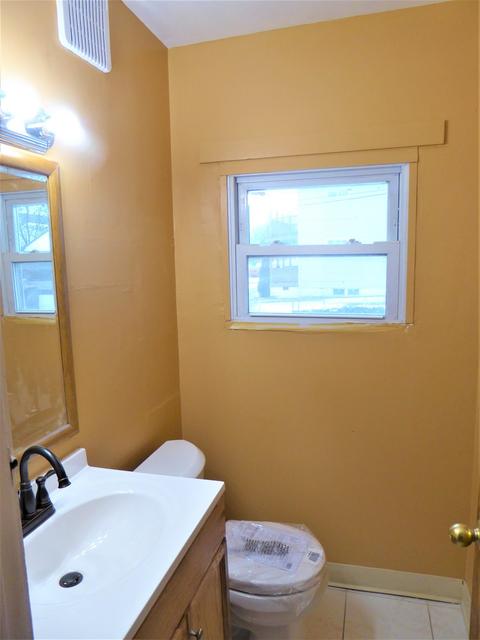 323 High St, Aurora, IL 60505 photo 13