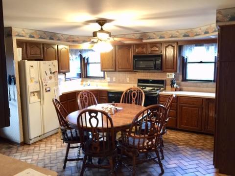 560 E Oakton St E, Des Plaines, IL 60018 photo 15