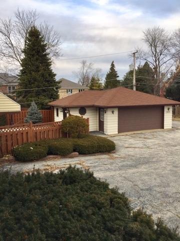 560 E Oakton St E, Des Plaines, IL 60018 photo 36