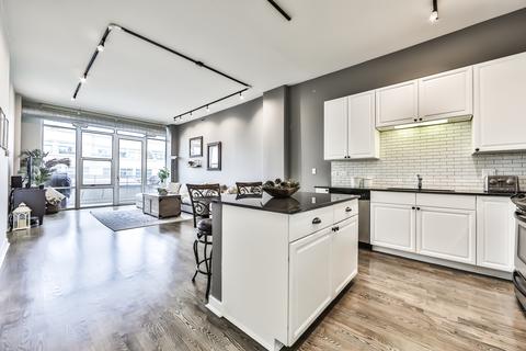 901 W Madison St #911, Chicago, IL 60607 photo 2
