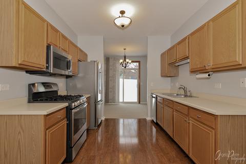 13 Grandview Ct, Algonquin, IL 60102 photo 2