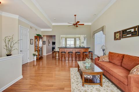 3872 Kingsmill Dr, Elgin, IL 60124 photo 5