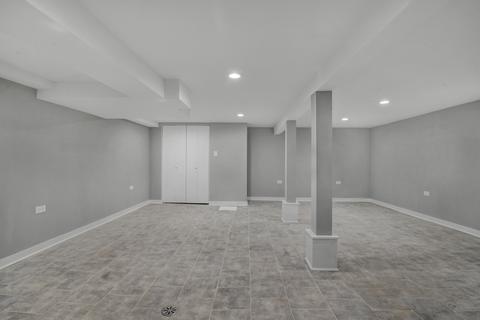 516 E 92nd St, Chicago, IL 60619 photo 21