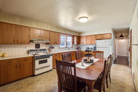 1204 Jericho Rd, Aurora, IL 60506 photo 9