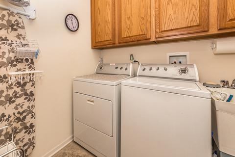 5933 Eton Dr, Hoffman Estates, IL 60192 photo 12