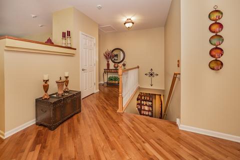 5933 Eton Dr, Hoffman Estates, IL 60192 photo 11