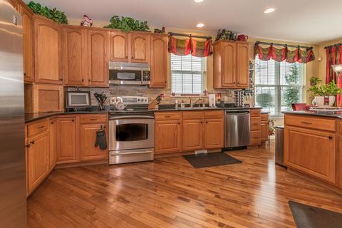 5933 Eton Dr, Hoffman Estates, IL 60192 photo 13