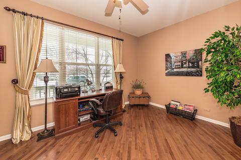 5933 Eton Dr, Hoffman Estates, IL 60192 photo 3