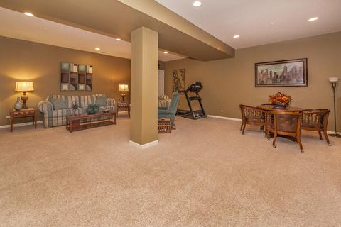 5933 Eton Dr, Hoffman Estates, IL 60192 photo 23