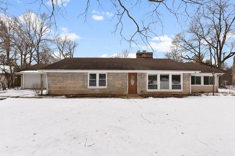 614 Saddle Rd, Wheaton, IL 60187 photo 1