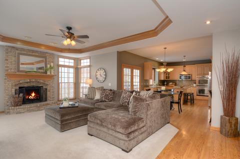 1648 Eagle Brook Dr, Geneva, IL 60134 photo 9
