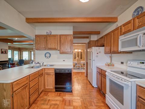 724 Leesley Rd, Riverside, IL 60546 photo 12