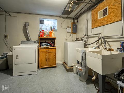724 Leesley Rd, Riverside, IL 60546 photo 16