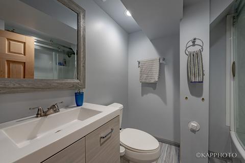 7935 Central Ave, Burbank, IL 60459 photo 25