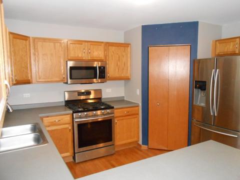 2005 Ashbrook Ct, Plainfield, IL 60586 photo 8