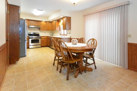 15212 S Thomas Ct, Plainfield, IL 60544 photo 8