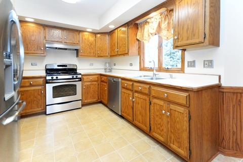 15212 S Thomas Ct, Plainfield, IL 60544 photo 7